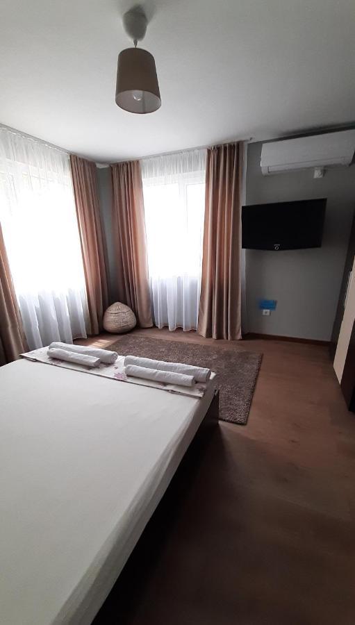 Къща За Гости Чечев Saparewa Banja Exterior foto