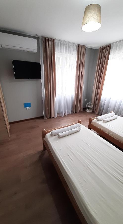 Къща За Гости Чечев Saparewa Banja Exterior foto